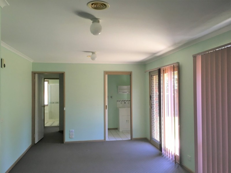 10 Coolong Avenue, Berwick VIC 3806