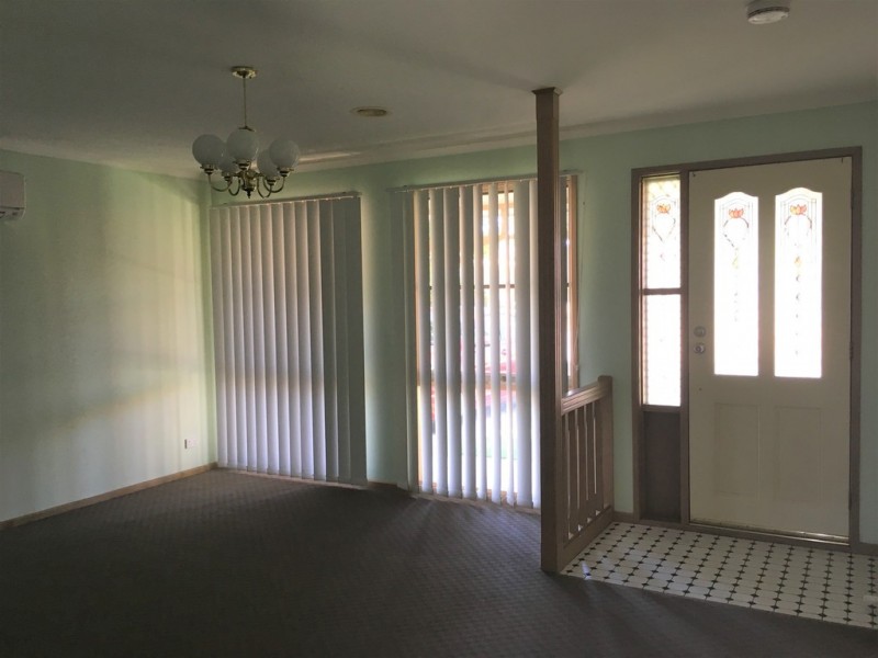 10 Coolong Avenue, Berwick VIC 3806