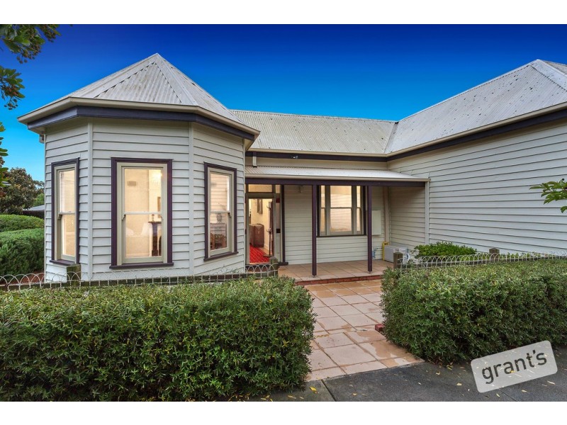 35 Victoria Road, Loch VIC 3945