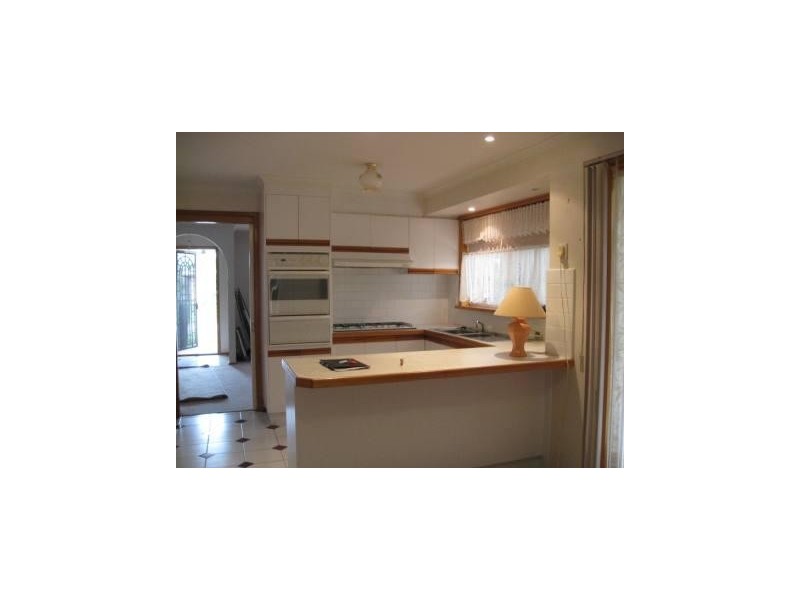 11 Estella Court, Narre Warren VIC 3805