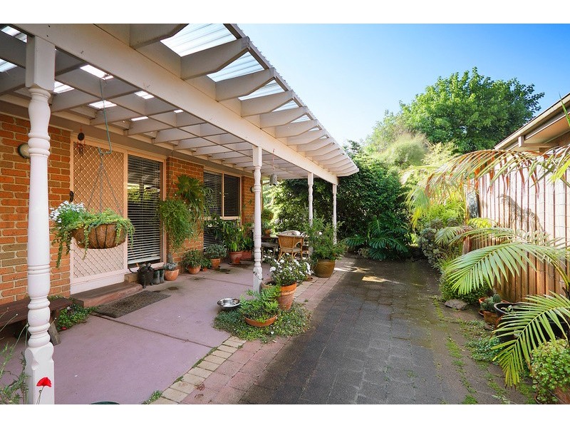 17 Tilba Court, Berwick VIC 3806