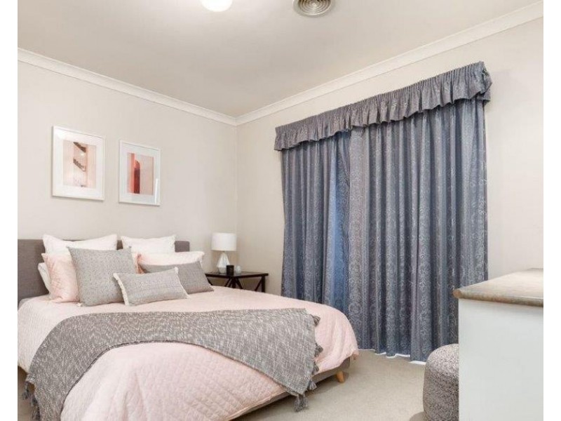 17 Hawkesbury Street, Berwick VIC 3806