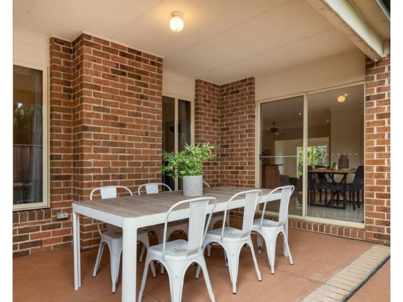 17 Hawkesbury Street, Berwick VIC 3806