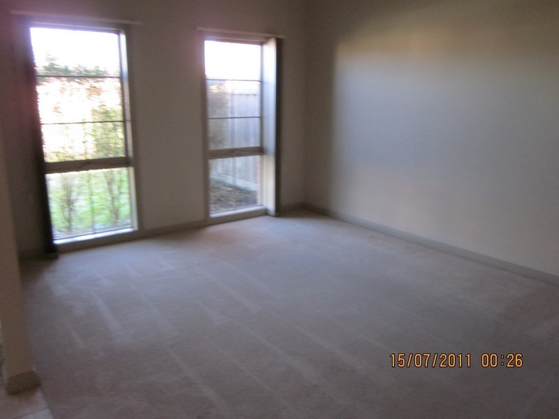 8 Cashel Court, Berwick VIC 3806