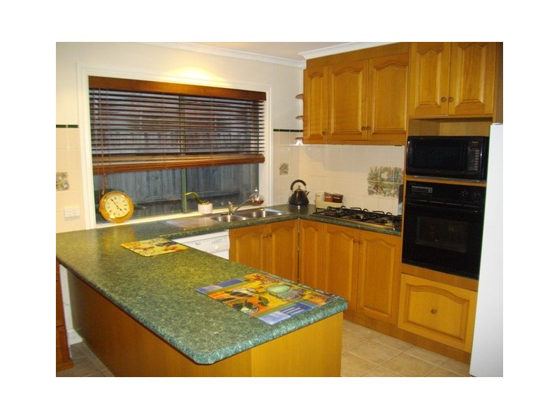 4 Dell Street, Narre Warren VIC 3805