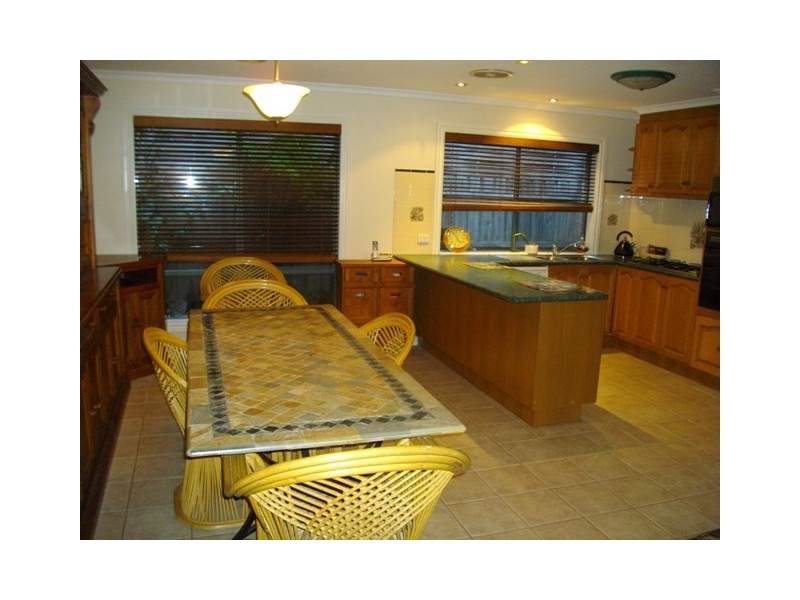 4 Dell Street, Narre Warren VIC 3805