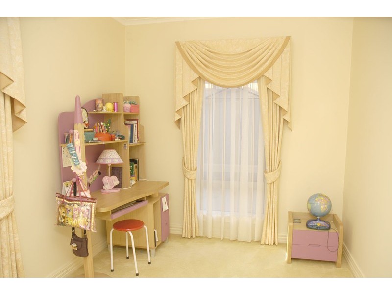 37 Highfielde Avenue, Berwick VIC 3806