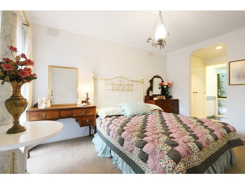 53 Upton Crescent, Narre Warren VIC 3805