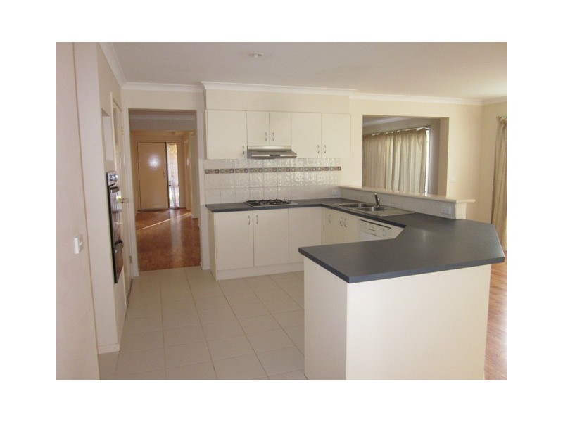 14 The Springs Close, Narre Warren South VIC 3805