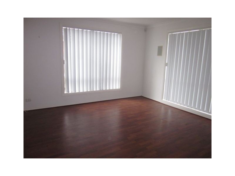 25 Grice Quadrant, Pakenham VIC 3810