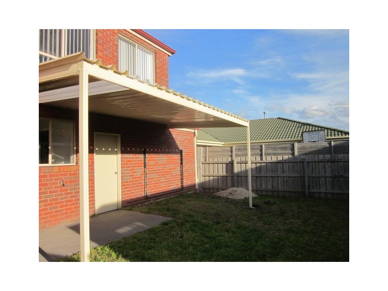 25 Grice Quadrant, Pakenham VIC 3810