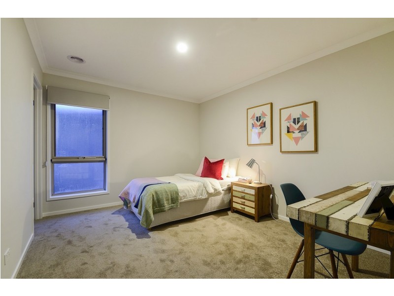 39 Fitzwilliam Circuit, Clyde North VIC 3978