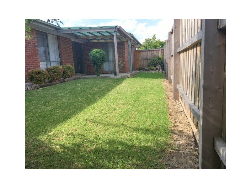 43 Emily Drive, Narre Warren VIC 3805