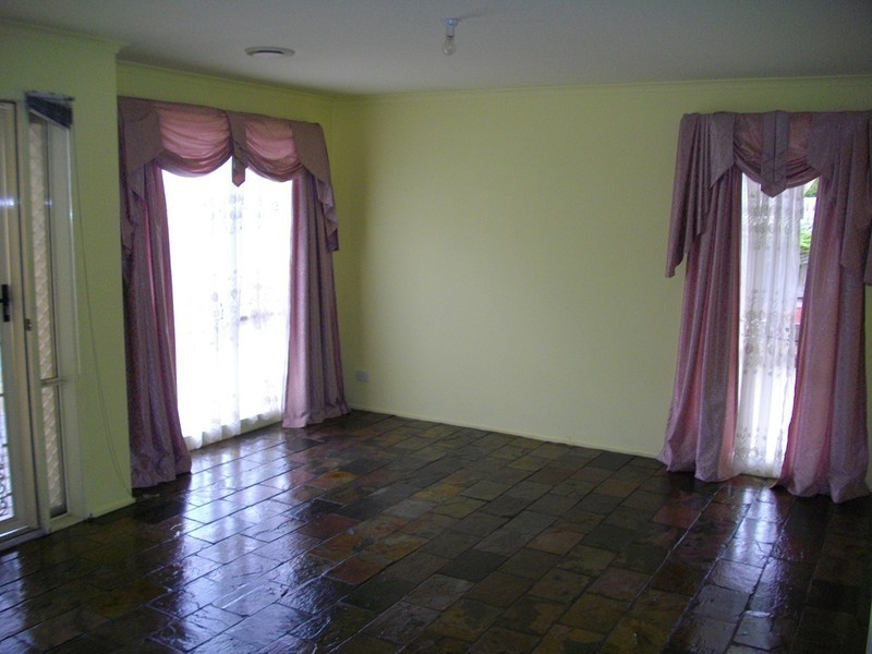 12  Eleanore Crescent, Hallam VIC 3803