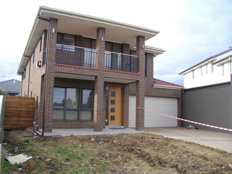 18 Piermont Drive, Berwick VIC 3806