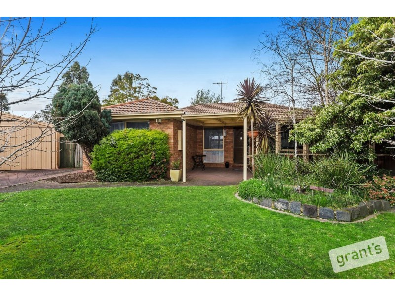 5 Gibb Court, Pakenham VIC 3810