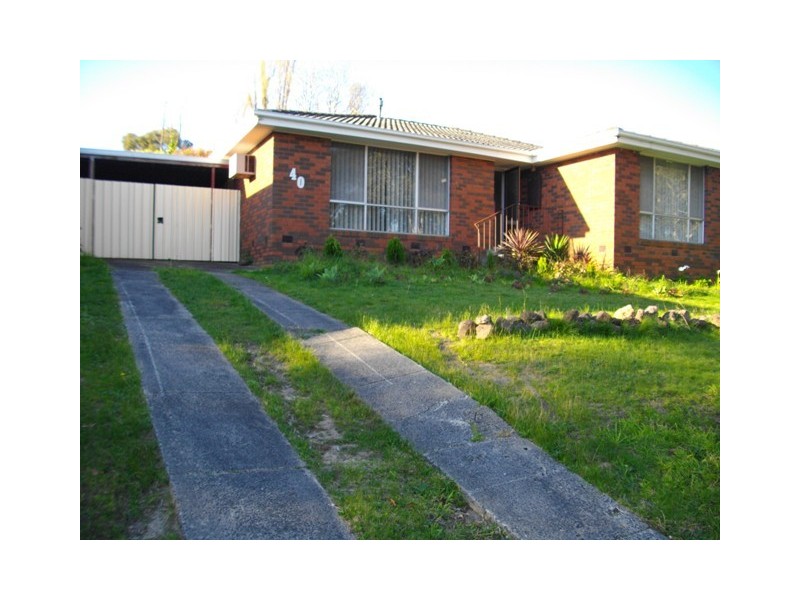40 Saxonwood Drive, Narre Warren VIC 3805