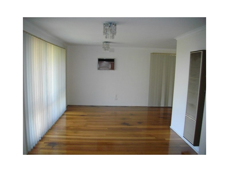 40 Saxonwood Drive, Narre Warren VIC 3805