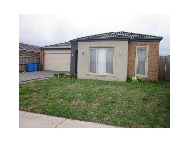 114 Skyline Way, Berwick VIC 3806