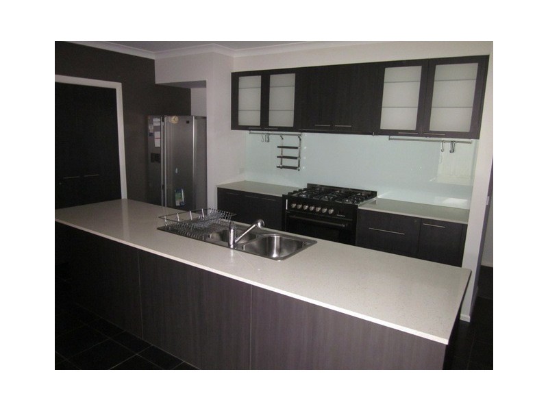 114 Skyline Way, Berwick VIC 3806