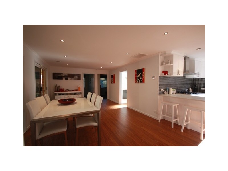 6 Warrawong Drive, Berwick VIC 3806