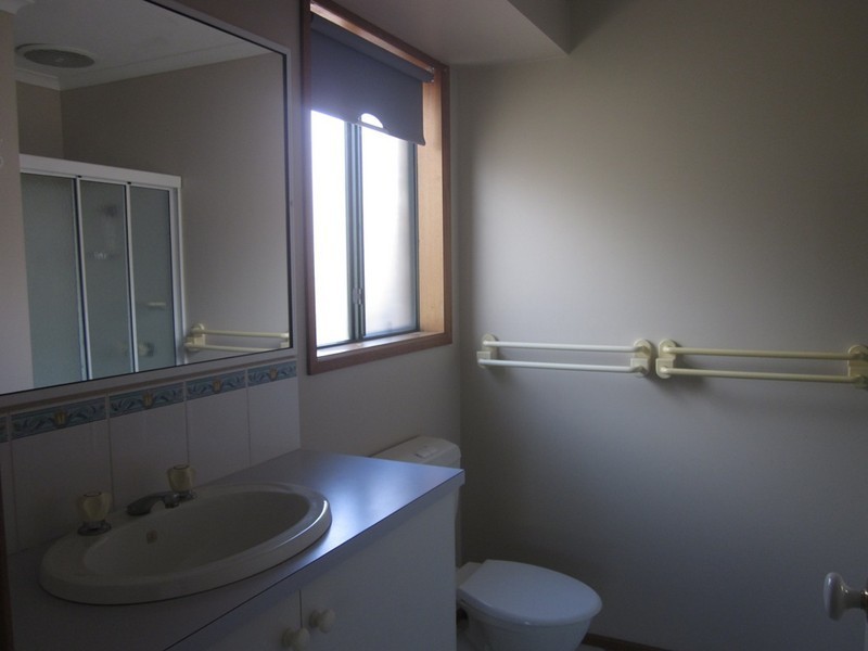 2 Rochelle Court, Narre Warren South VIC 3805