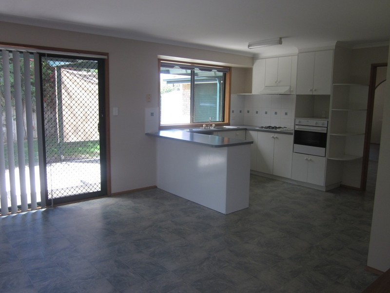 2 Rochelle Court, Narre Warren South VIC 3805