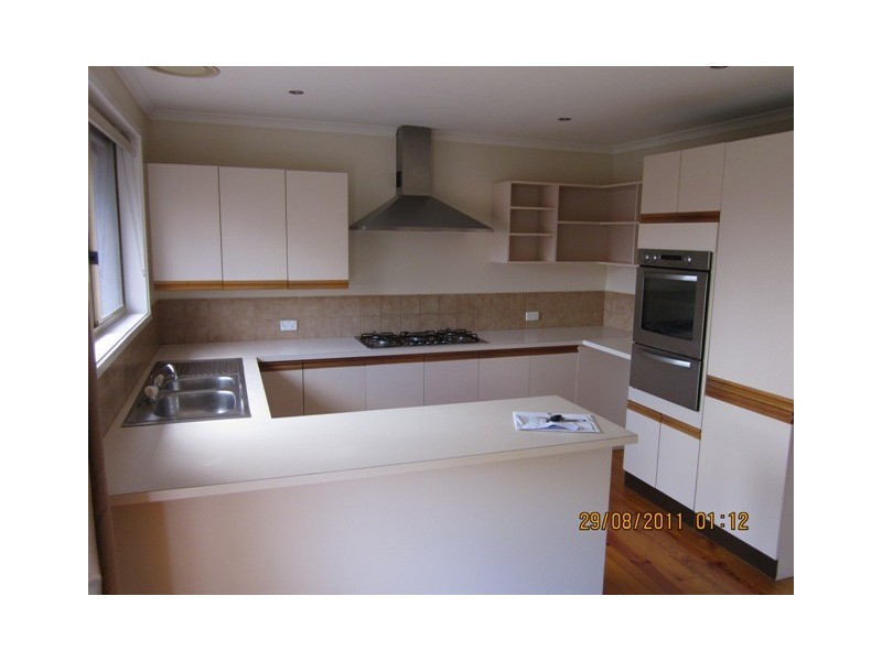 1/17-19 Wilson Street, Berwick VIC 3806