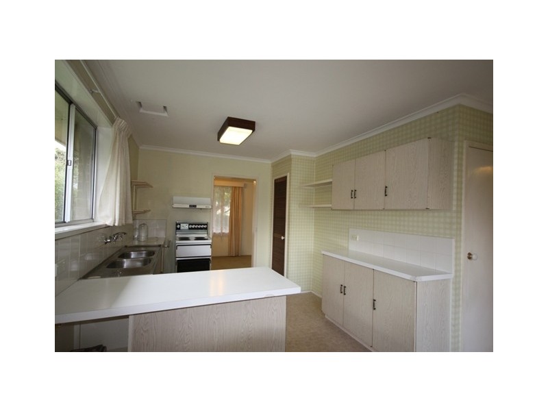 17 Hazeldene Court, Berwick VIC 3806