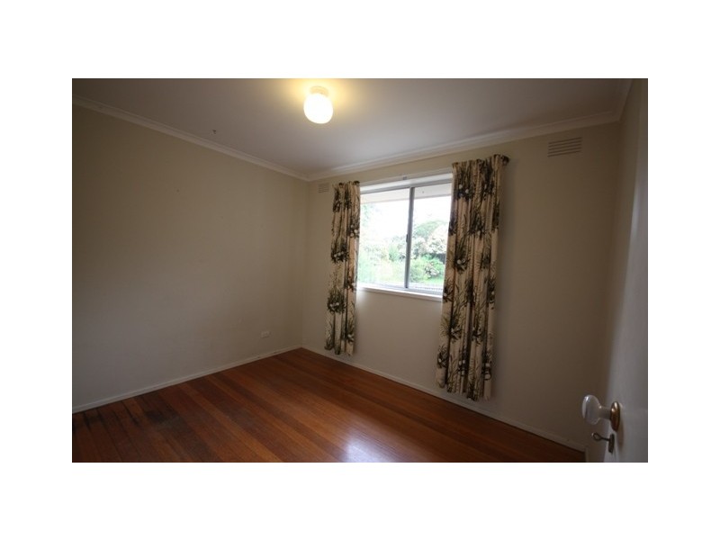 17 Hazeldene Court, Berwick VIC 3806