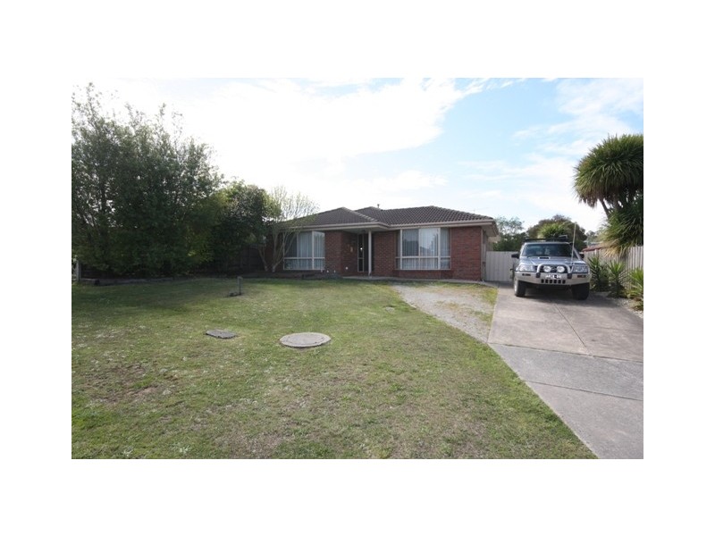 16 Kelly Court, Pakenham VIC 3810