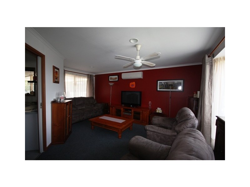 16 Kelly Court, Pakenham VIC 3810