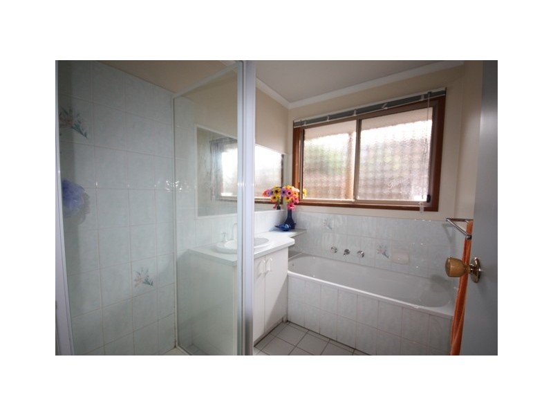 16 Kelly Court, Pakenham VIC 3810