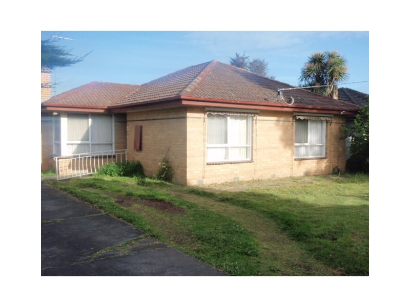 1/27 Harry Street, Cranbourne VIC 3977