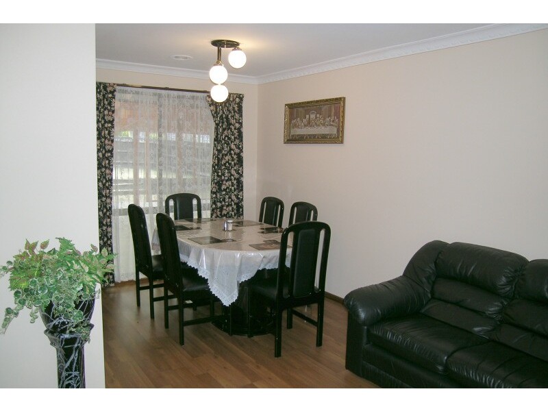 26 Howitt Court, Berwick VIC 3806