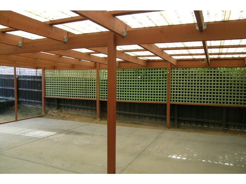 26 Howitt Court, Berwick VIC 3806