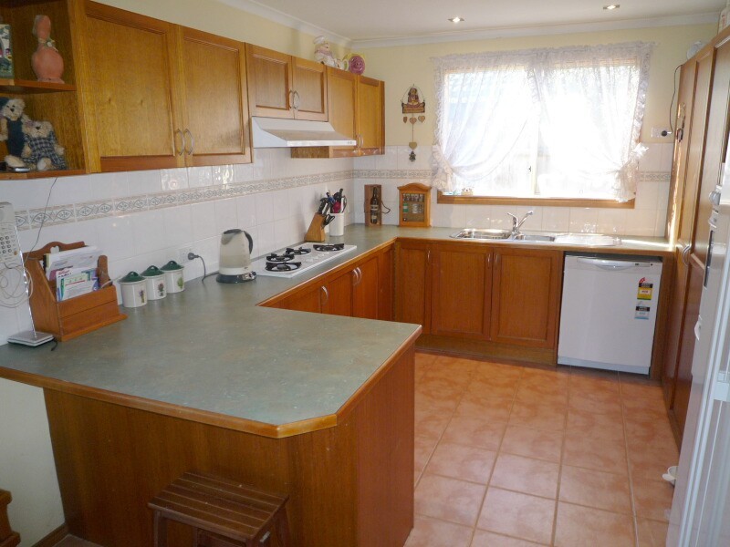 44 Grand Arch Way, Berwick VIC 3806