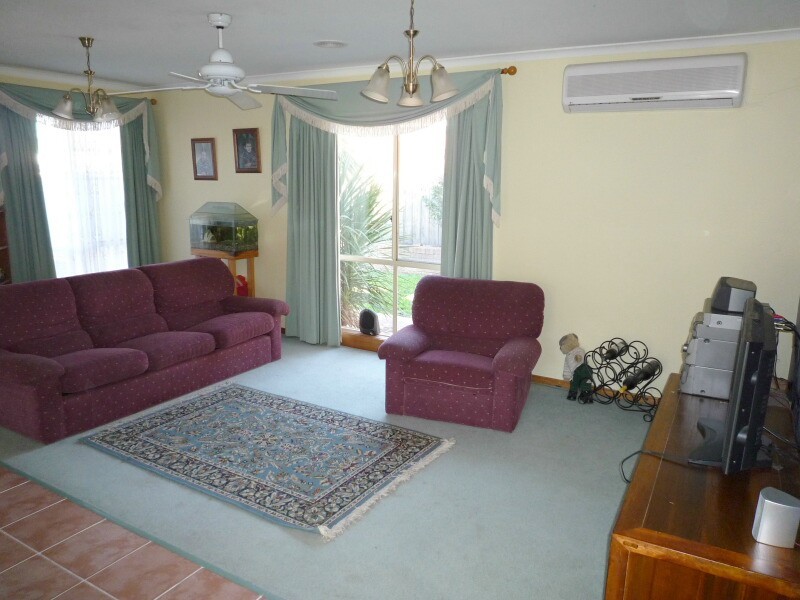 44 Grand Arch Way, Berwick VIC 3806