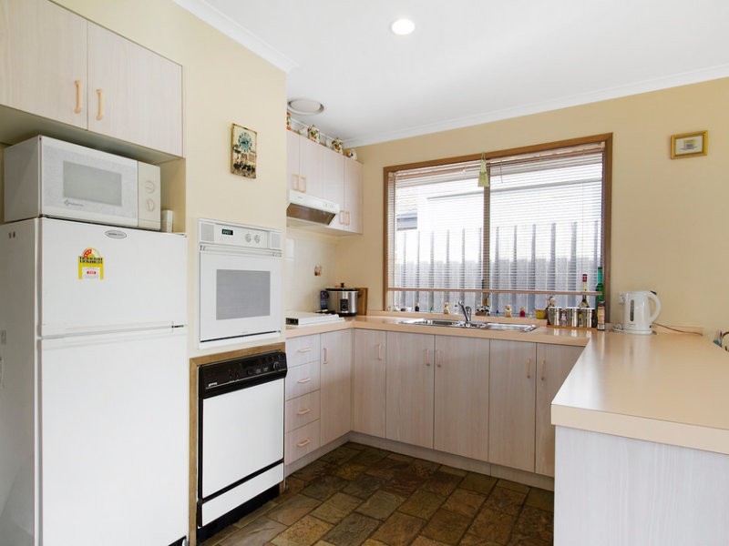 5 James Bathe Way, Narre Warren South VIC 3805