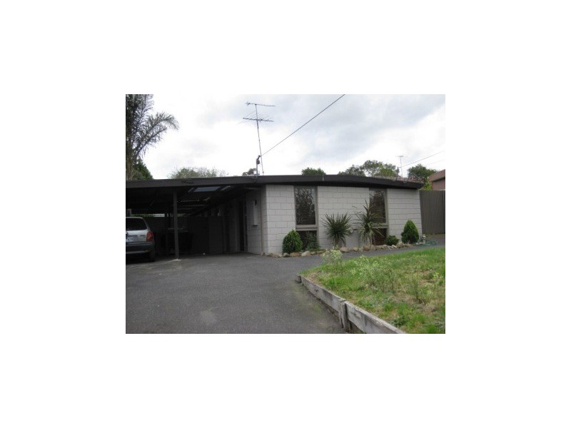 19 Westleigh Crescent, Narre Warren VIC 3805