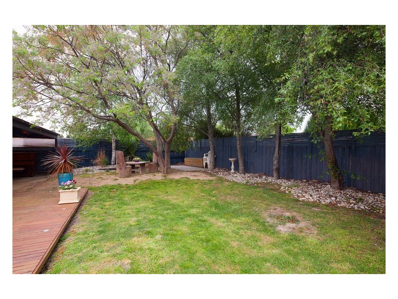 12 Hillman Court, Berwick VIC 3806