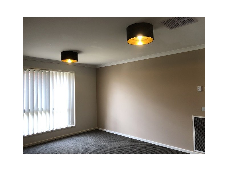 105 Blue Horizons Way, Pakenham VIC 3810