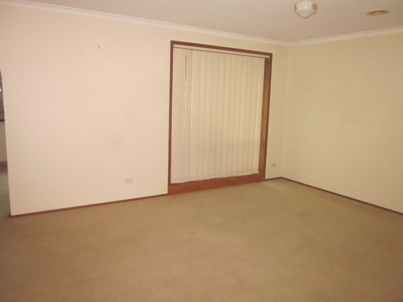 9 Raneen Place, Berwick VIC 3806