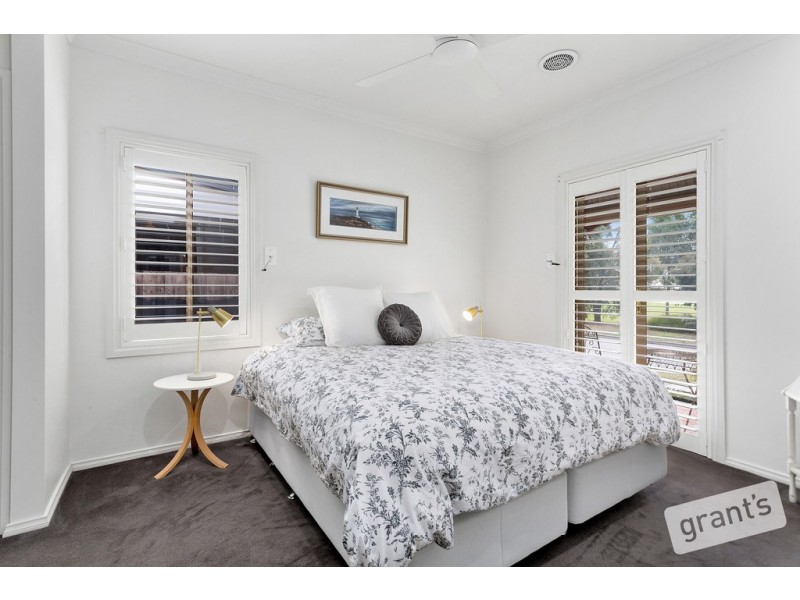 15 The Terrace, Narre Warren South VIC 3805