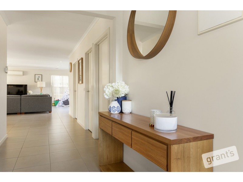 20 Kate Elizabeth Avenue, Berwick VIC 3806