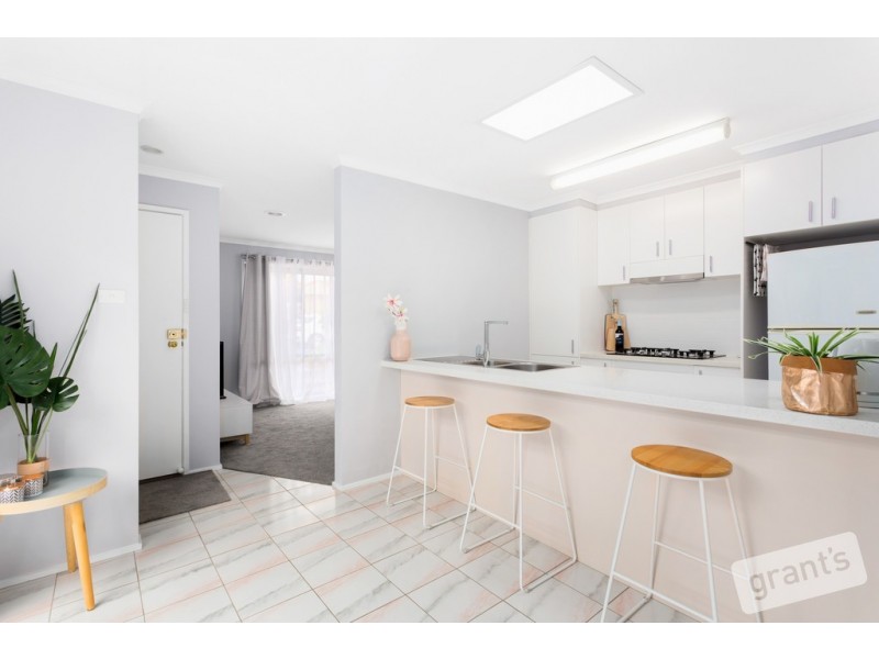 42B Mitre Crescent, Berwick VIC 3806