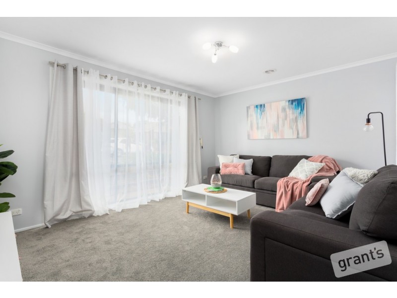 42B Mitre Crescent, Berwick VIC 3806