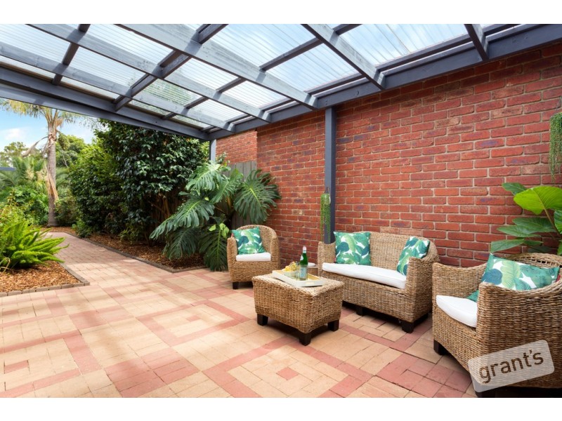 42B Mitre Crescent, Berwick VIC 3806