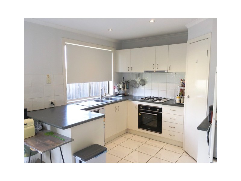 6 Wattlebird Court, Narre Warren VIC 3805