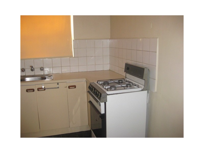 2/ 1A Whitworth Ave, Springvale VIC 3171